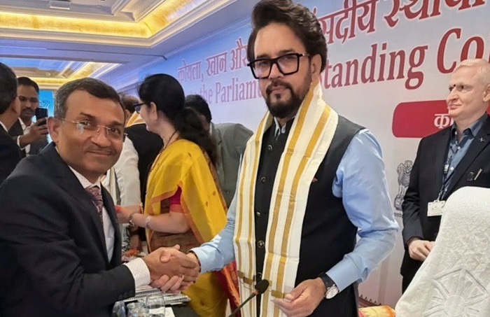 HCL CMD welcomes Chairman, Parliamentary Standing Committee